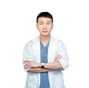李炎佳